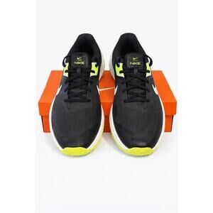 Nike Varsity Compete TR 3 Men’s Training Shoes Black Volt White Size 8.5 NWOT